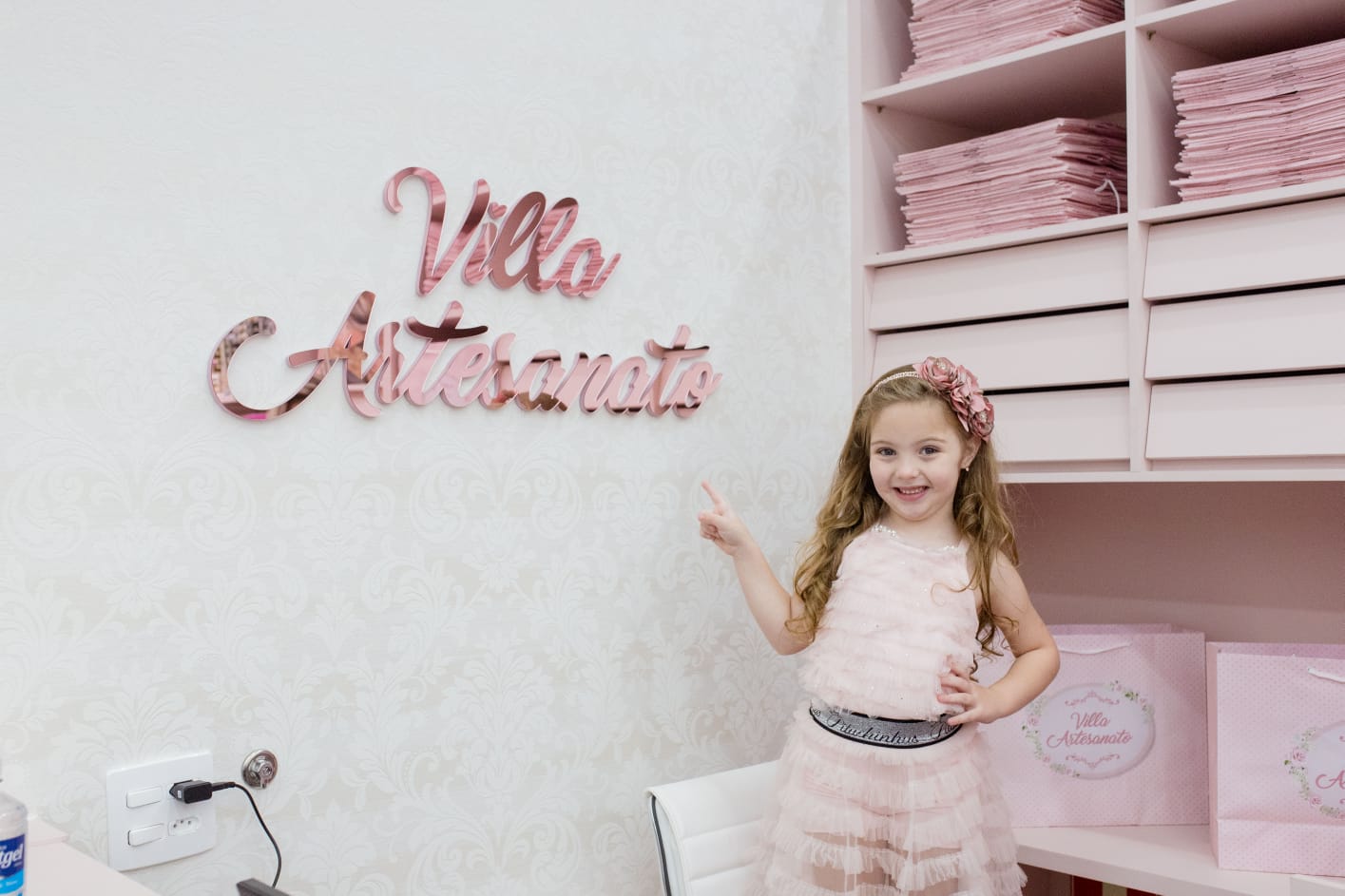 Alice na Villa Artesanato